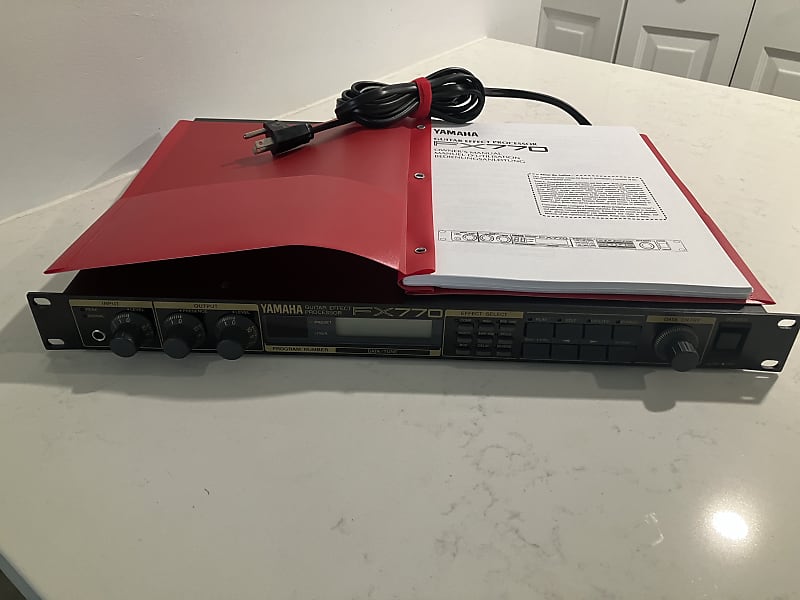 Yamaha FX 770 Guitar PreAmp, Multi Effects Processor Reverb