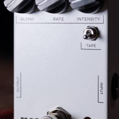 JHS 3 Series Flanger Effects Pedal - Floor Model image 2