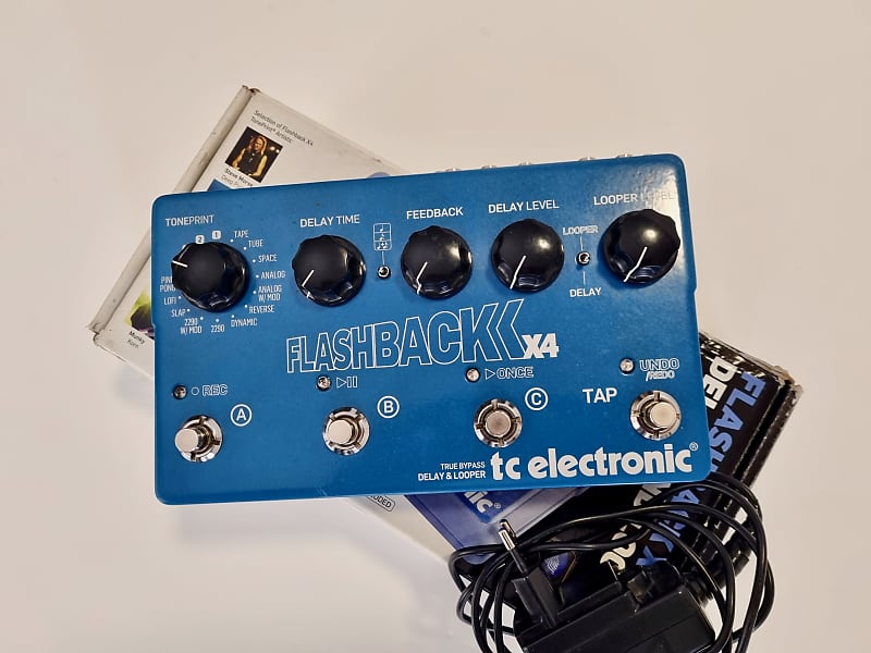 TC Electronic Flashback X4 Delay & Looper 2011 - 2019 - Blue | Reverb