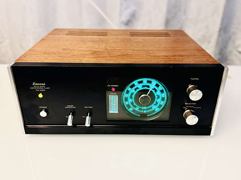 ラジオ・コンポ Sansui solid state AM/FM stereo tuner Sansui 800 Solid State Stereo AM/FM Tuner Amplifier Receiver