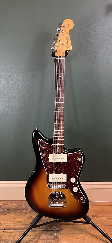 Fender Classic Player Jazzmaster Special with Rosewood Fretboard 2009 -  3-Color Sunburst