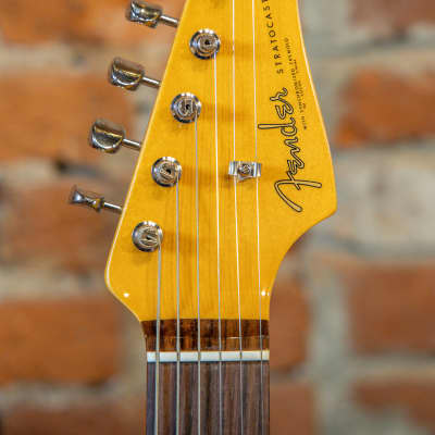 Fender American Vintage II '61 Stratocaster | Reverb Canada