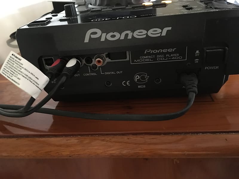 Pioneer cdj 400 Decks and Behringer Pro mixer DX626 | Reverb
