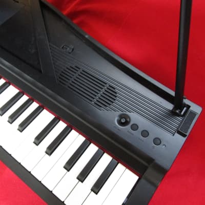 Korg micropiano Compact Electronic Piano w/PSU (100-240V) TESTED F