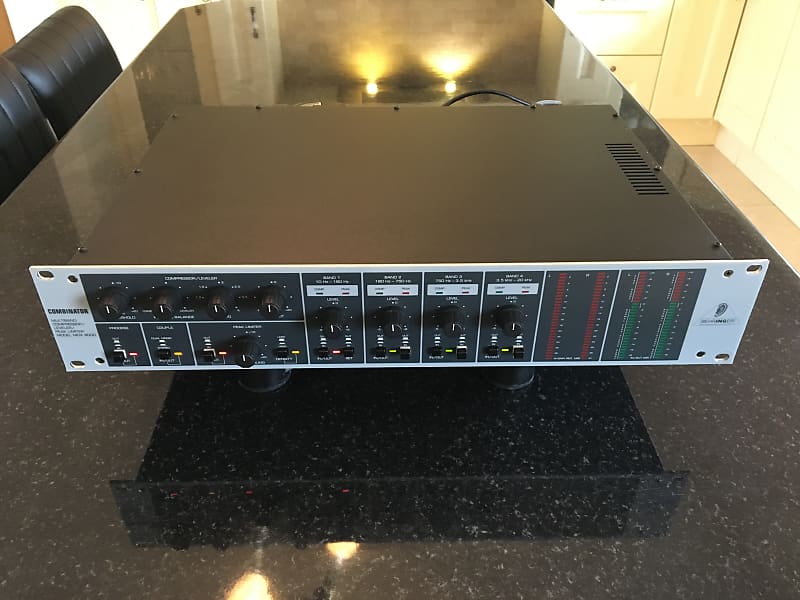 Behringer Combinator MDX-8000 Multiband Compressor/ Limiter - Rare