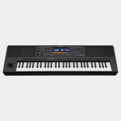 Mint Yamaha - PSRSX900 - Arranger Keyboard - 61-Key - w/PA300C Power Adapter
