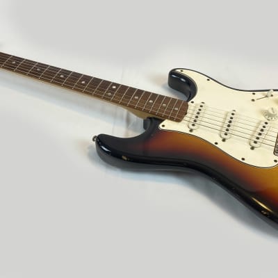 Fender Stratocaster 69 Custom Shop 2000 Sunburst Time Machine Collection image 4
