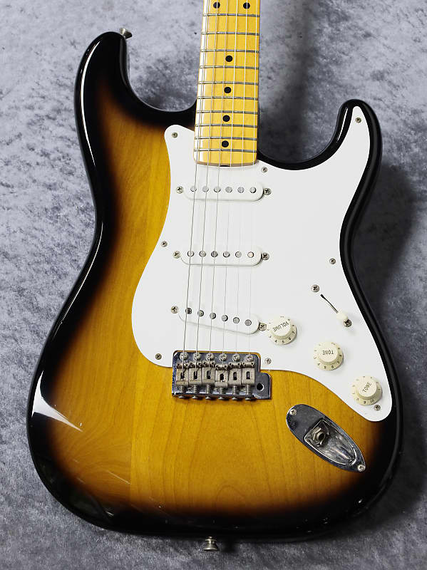 Fender Japan 　 ST57-70 TX 　（2004～06’s） -２ToneSunburst- 【Made In Japan】