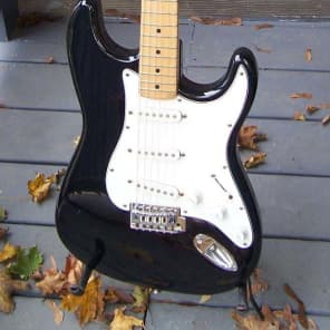 Rare 1989 USA Fender Squier Stratocaster  Black.Low serial number image 1