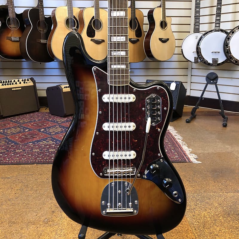 Squier Classic Vibe Bass VI 3-Color Sunburst