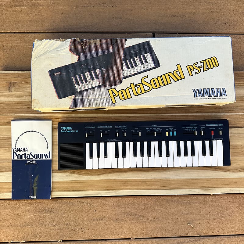 Yamaha PS-200 Vintage 1984 Portasound 37-Key Mini Keyboard