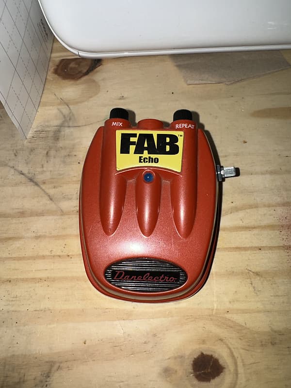 Danelectro Fab Echo