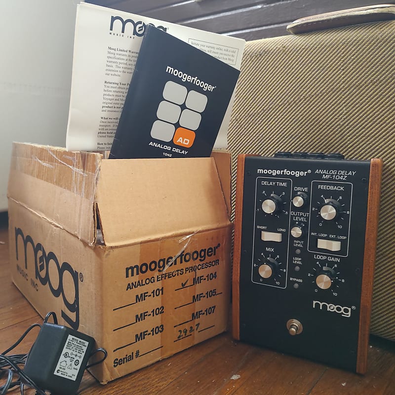 Moog MF-104Z Moogerfooger Analog Delay 2005 - Black | Reverb Moog MF-104Z Moogerfooger Analog Delay 2005 - Black | Reverb