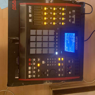 Akai MPC5000 Fully UPGRADED 192RAM+ CD/DVD + HD+ OS 2 + ORIGINAL BOX & MANUAL excellent conditions beautiful custom red sides image 19