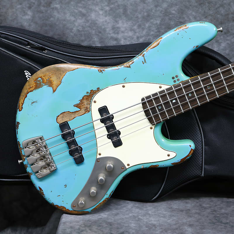 Brand New Sandberg California II TT 4 - Masterpiece Aged Roquefort Blue