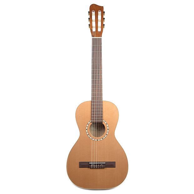 Art & Lutherie　ア―ト&ルシア―　 AMI NYLON CEDAR Art & Lutherie Ami Nylon Cedar Acoustic Guitar w/ Gigbag