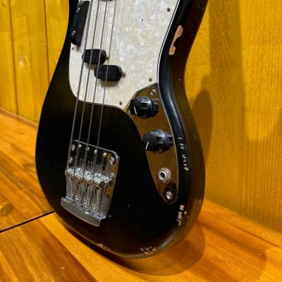 JMJ Road Worn Mustang Bass Black Fender image 3