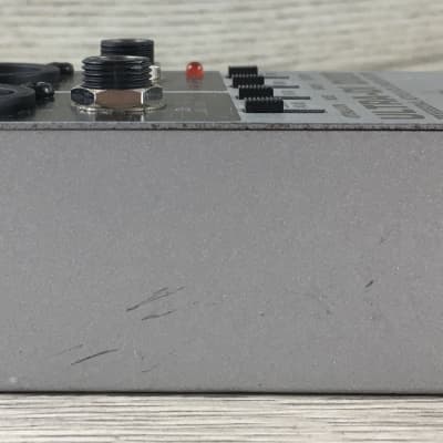 Behringer DI-20 Ultra DI Box image 5