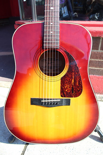 Fender f220sb best sale