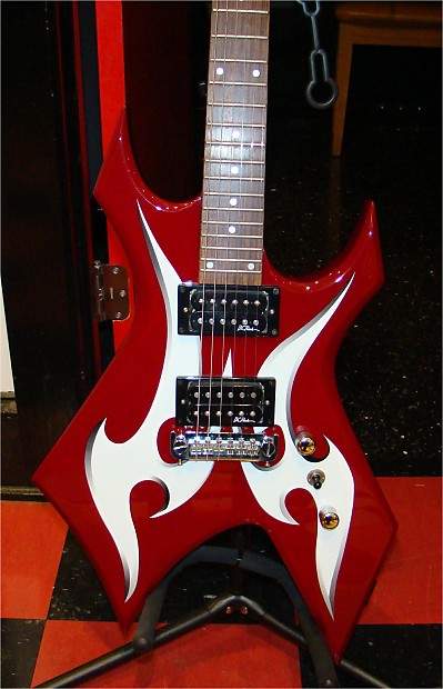 B.C. Rich Warlock Blood Red w White Flames