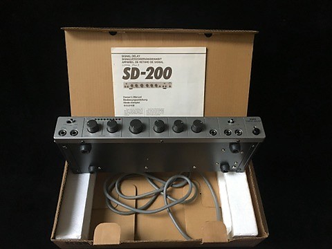 SD-200 Signal Delay - Korg SD-200 Signal Delay - Audiofanzine