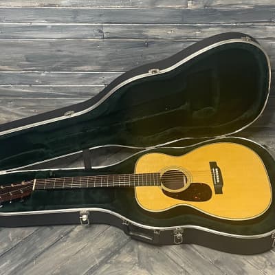 Mint Martin Left Handed 000-28 Standard Series Acoustic Guitar image 9