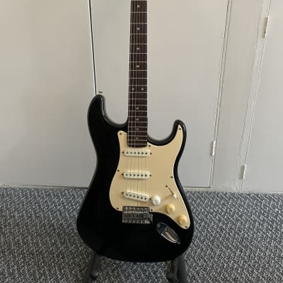 Squier Stratocaster 1995 - Black image 1