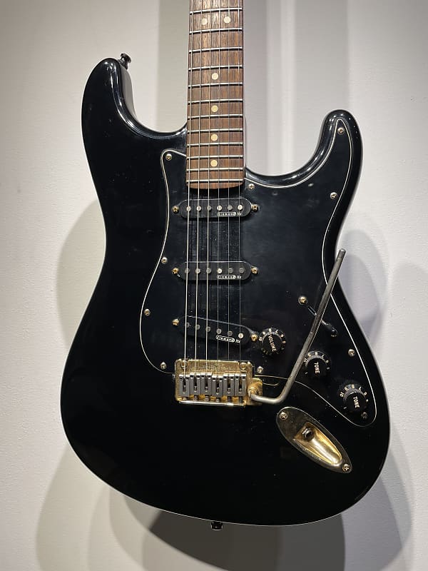 Fender American Standard Stratocaster 2005 heavily | Reverb UK