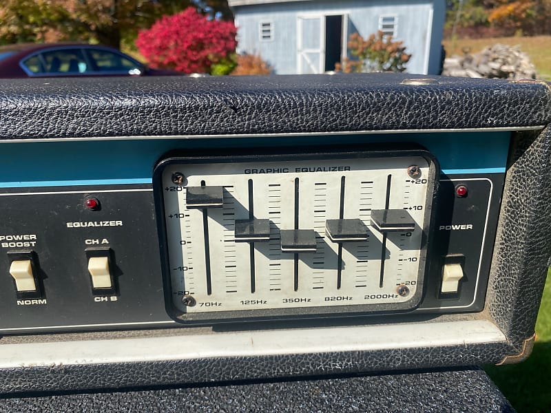 Acoustic model320 ベースアンプ