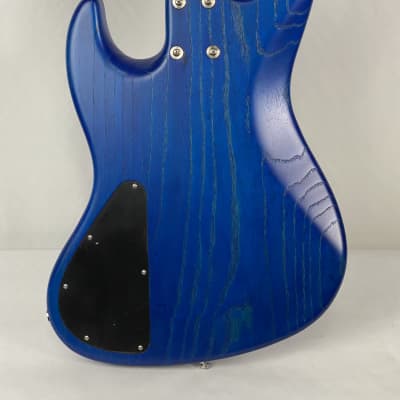 Sadowsky MetroLine 21 Fret Vintage J/J Bass Swamp Ash Body 4 String Ocean Blue Transparent Satin image 5