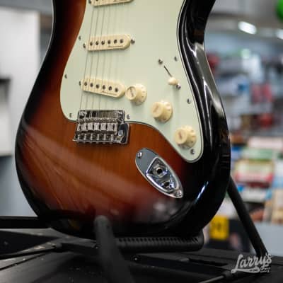 Fender Deluxe Roadhouse Strat - 3-Color Sunburst image 3