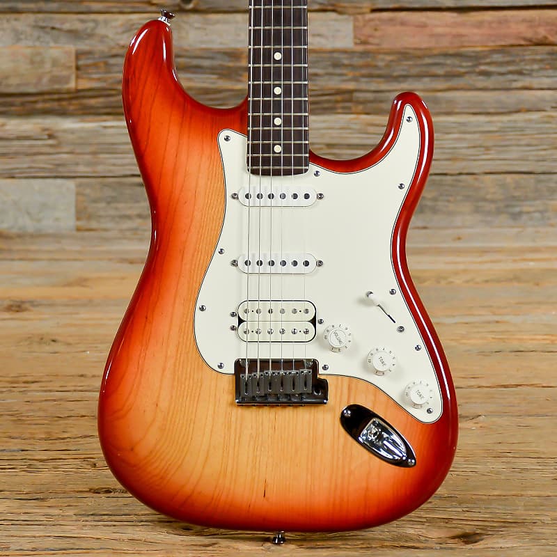 Fender American Series Stratocaster HSS 2003 - 2007 image 3