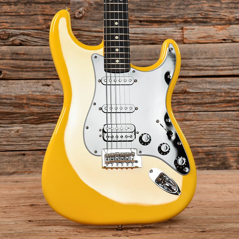 Fender Special Edition Player Stratocaster HSS Ferrari