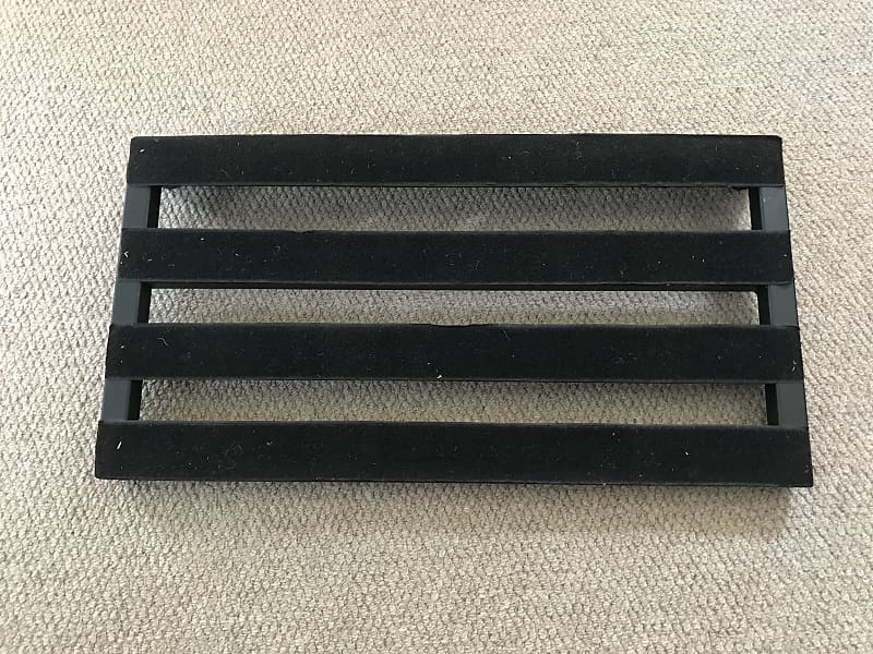 Pedaltrain2 Pedalboard with Hard Case Reverb