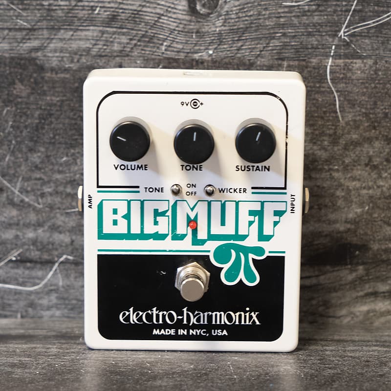 Electro-Harmonix Big Muff with Tone Wicker