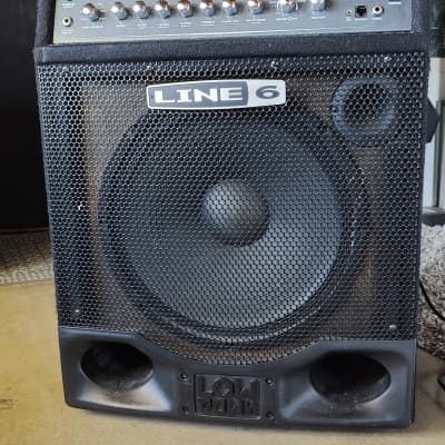 Line 6 LowDown LD300 Pro 300-Watt 1x15