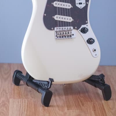 Squier Paranormal Cyclone Pearl White DEMO image 3