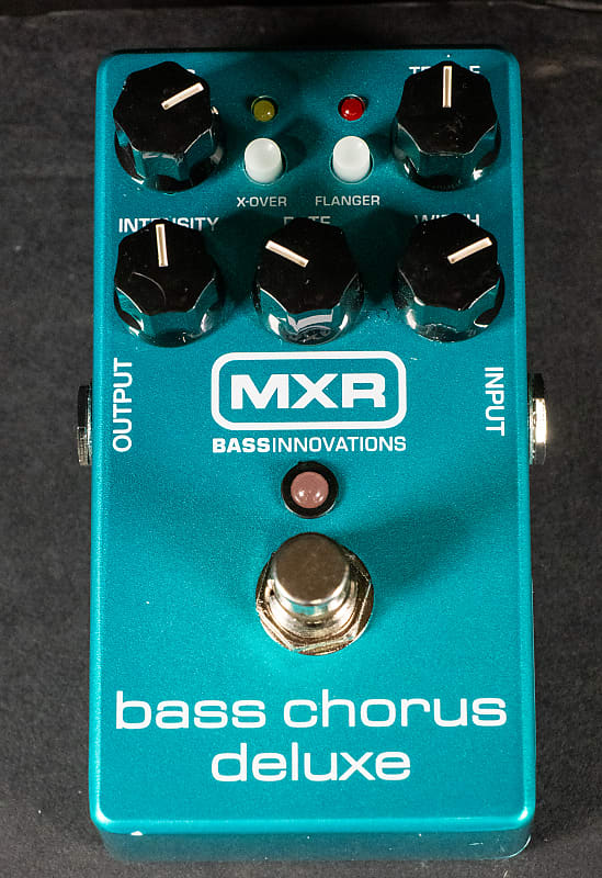 MXR M83 Bass Chorus Deluxe