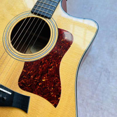 Taylor 310ce with Fishman Electronics 2000 - Natural image 6