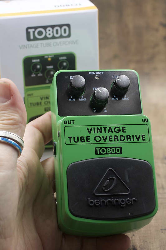 Behringer TO800 Vintage Tube Overdrive