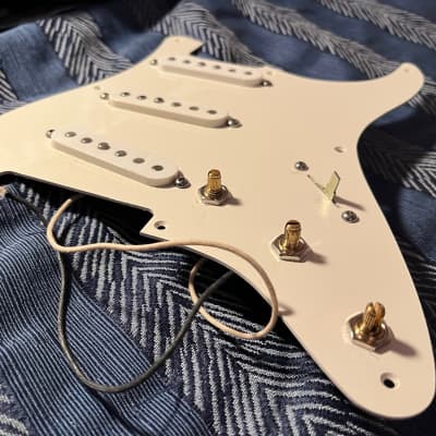 Charles Guitars Fender 50s Stratocaster 8-Hole Pickguard 1-Ply FRALIN LOADED image 3