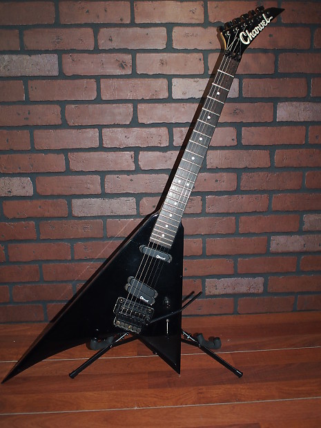 Randy Rhoads Frying V Charvel レア Charvel Randy Rhoads V RR-80 Guitar 1996 — AXN™ Guitars