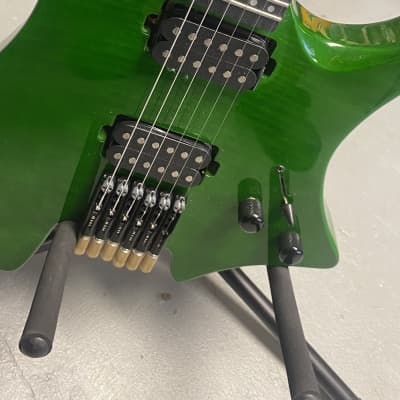 Leo Jaymz Headless guitar w/gig bag green flame top image 4