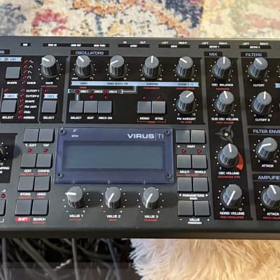 Access Virus TI Desktop Digital Synthesizer 2005 - Black