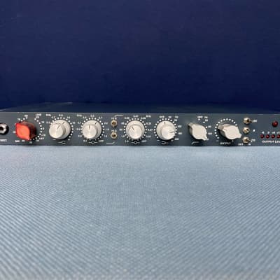 【完動品】VINTECH AUDIO X81 専用サプライ NEVE 1081 Vintech X81 Microphone Preamp & EQ | Sweetwater