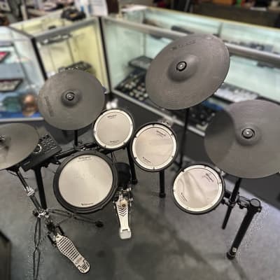 Roland TD-17KVX V-Drum Kit with Mesh Pads 2010s - Black