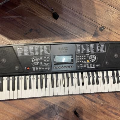 RockJam 電子キーボード RJ-561 譜面台・アダプター付き Amazon.com: RockJam 61 Key Keyboard Piano With LCD Display