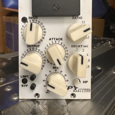 PYNAMIC 4062 (PYEコンプレッサークローン) PYNAMIC 4062 (PYE