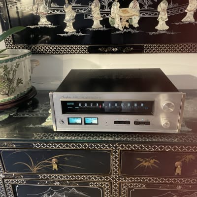 Accuphase T-101 Super Tuner image 1