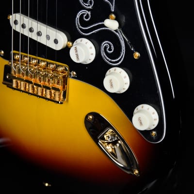 Fender Custom Shop Stevie Ray Vaughan Stratocaster SRV Signature NOS 3 Tone Sunburst 2024 (CZ572568) image 15